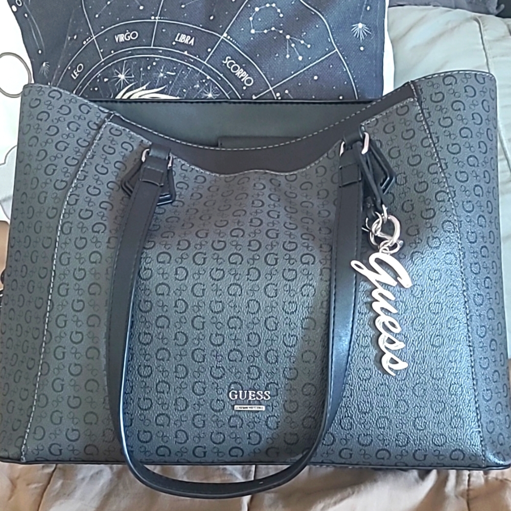 Purse Guess black whit gray
